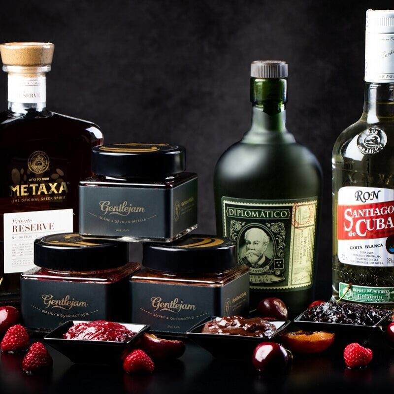 Balenie troch najlepších džemov s alkoholom