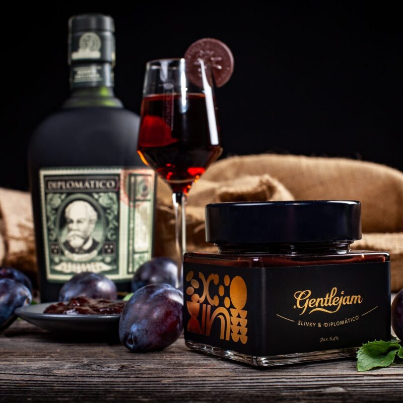 Pomätená slivka - slivkový džem s 12- ročným Diplomático rumom